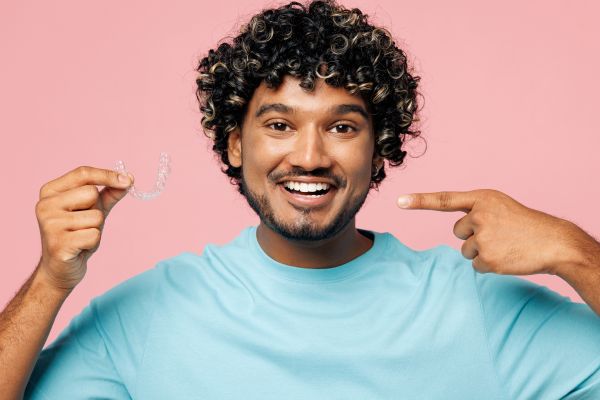 Tips To Help Make Wearing Clear Aligners Easy