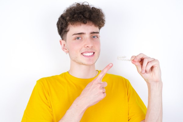 Invisalign For Teens: Say Goodbye To Metal Braces